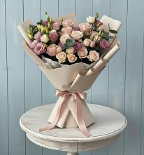 Букет цветов из:  Розы и Лизиантусы #REPLACE_PRED# Макарьеве