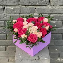 Цветочная композиция из Розы в коробке #REPLACE_PRED# Макарьеве