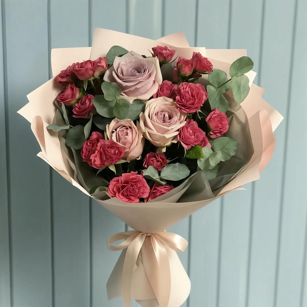 Букет цветов из: Гвоздики и Розы в Макарьеве