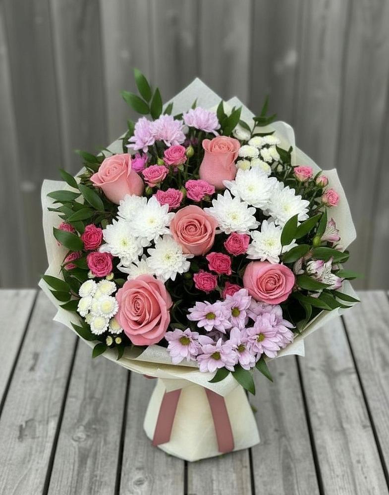 Букет цветов из: Альстромерии, Гвоздики, Розы и Хризантемы в Макарьеве