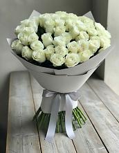 Букет 35 Белых роз в Макарьеве