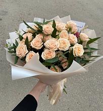Букет Кремовые розы Латте в Макарьеве