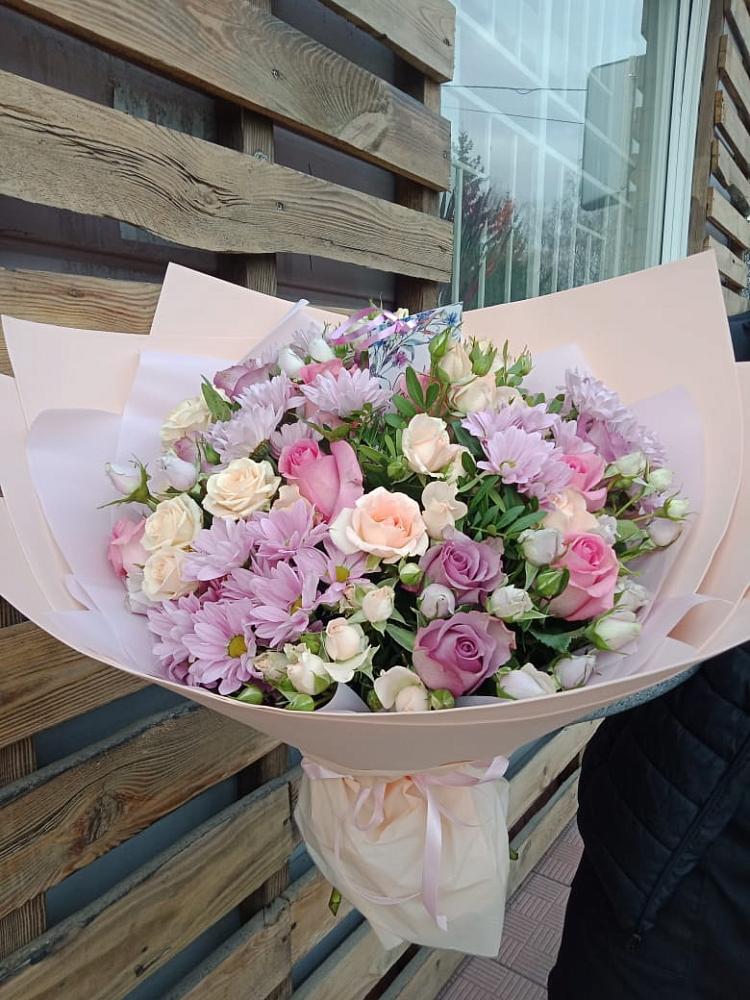 Букет цветов из: Розы и Хризантемы в Макарьеве