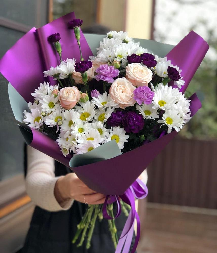 Букет цветов из: Хризантемы, Гвоздики и Розы в Макарьеве