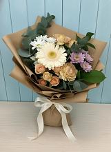 Букет цветов из:  Герберы и Хризантемы #REPLACE_PRED# Макарьеве