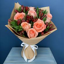 Букет цветов из:  Розы и Альстромерии в Макарьеве