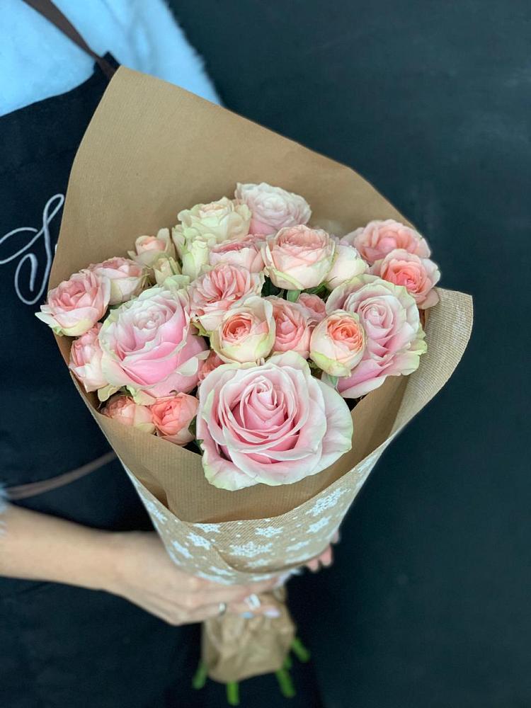 Букет цветов из: Хризантемы и Розы в Макарьеве