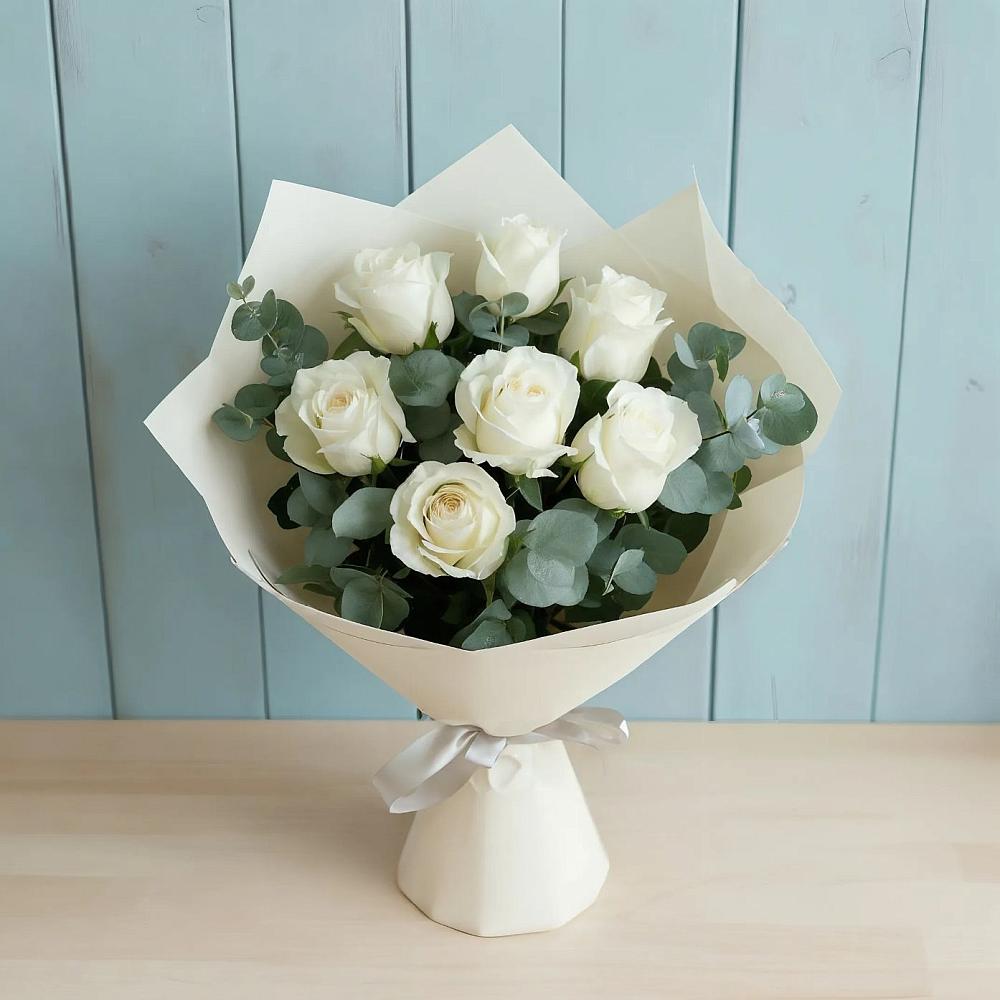 Букет Белые розы в Эвкалипте в Макарьеве
