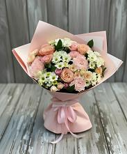 Букет цветов из:  Гвоздики, Розы и Хризантемы в Макарьеве