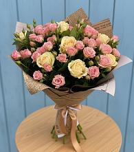 Букет цветов из:  Розы в Макарьеве